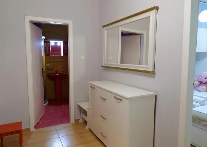 Center Niko 04 아파트 티라나