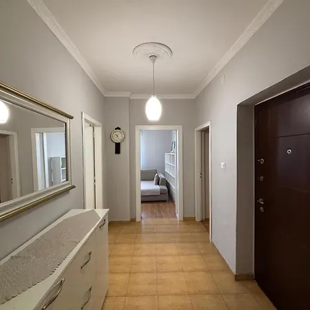 Center Niko 04 דירה טיראנה